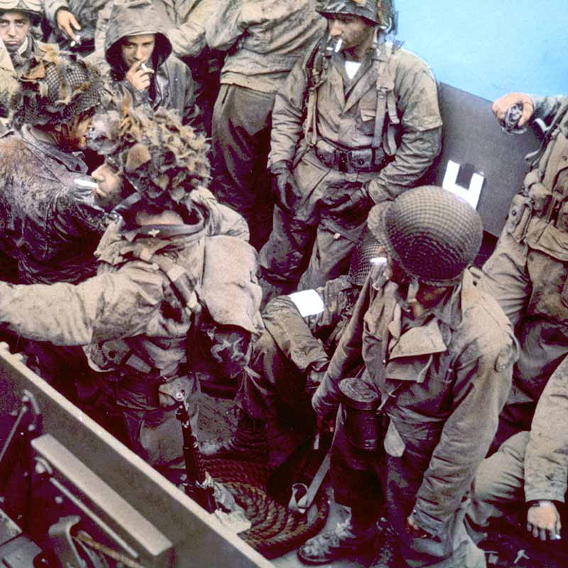 US troops on D-Day landing craft