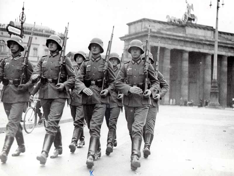 German troops, Berlin German troops, Berlin